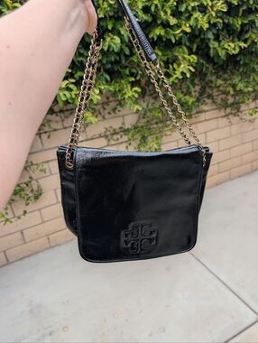 Black Patent Leather Shoulder Bag with Chain Strap